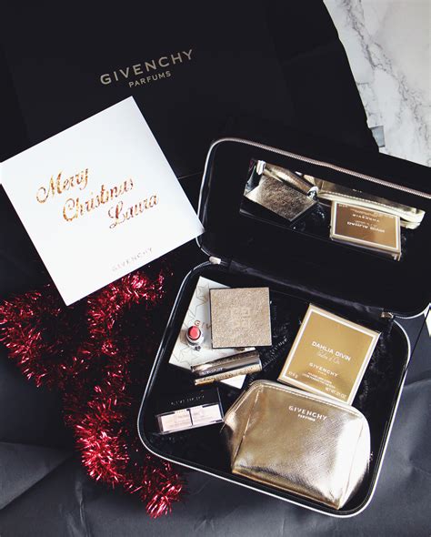 givenchy audace de l or|Toujours un goût de Noël avec la collection Audace de l’Or de .